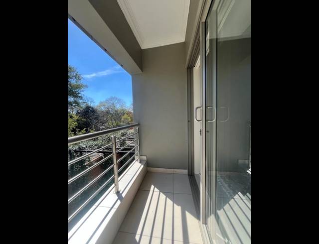 3 BEDROOM PROPERTY TO RENT IN MENLO PARK